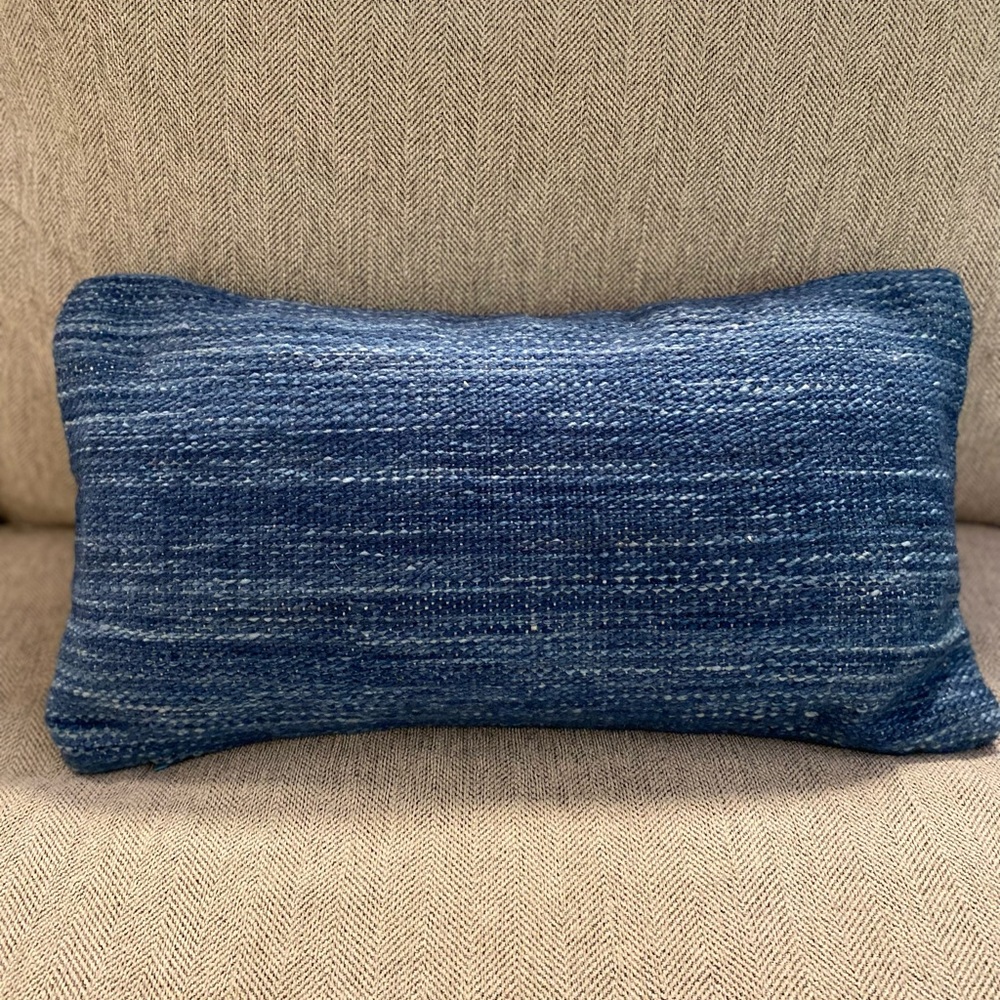 Serena & Lily Accent throw pillow